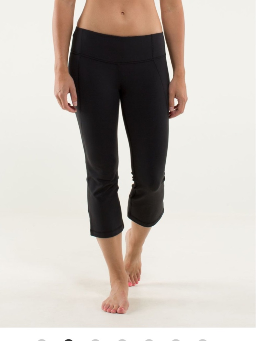 Lululemon Gather & Crow Crop
Black